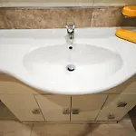Under Dante * باري