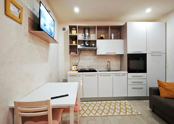 Under Dante דירה